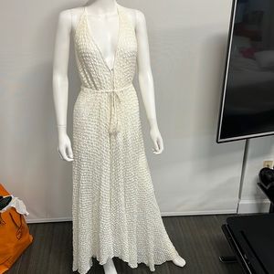 Beautiful maxi dress for the beach or for a cool all day dress up!